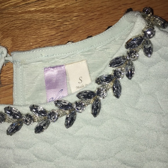 Mint crop top - Picture 3 of 3